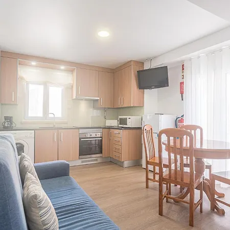 T1 Coral House Apartment